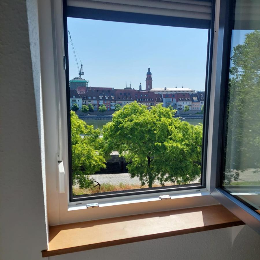 Stilvolle Wohnung Direkt In Der City Вюрцбург Экстерьер фото